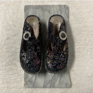 Alegria Belle Mary Jane Metallic Rose Print Clog Size 7 37 Velcro Trap